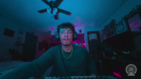 Dylan Daniel 7.8 online show from May 3, 1:19 am