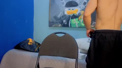 dylanguss online show from November 2, 8:13 pm