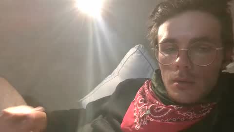 dylp400 online show from March 8, 10:45 pm