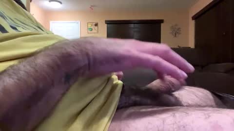 earl3232 online show from December 14, 10:00 am