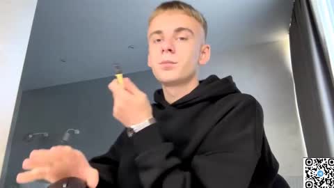 echowraith online show from September 25, 12:59 pm