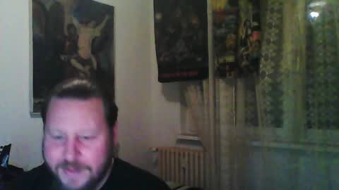 Snapshot of eda666 chatting on February 22, 6:37 pm Edward online show from February 22, 6:37 pm