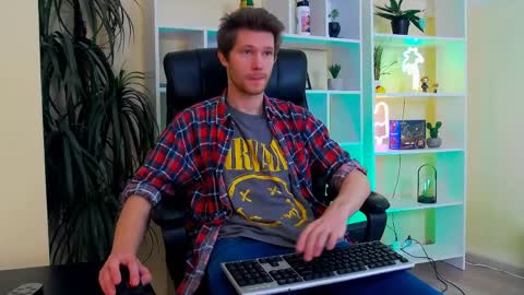 eddie_baker online show from April 8, 9:19 am