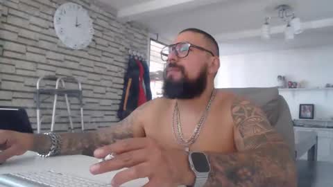 edgarram83 online show from October 30, 7:59 pm