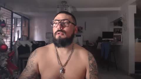 edgarram83 online show from December 27, 11:21 pm