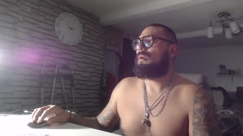 edgarram83 online show from October 11, 8:51 am