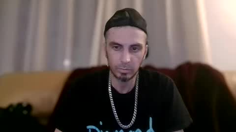 edmonton1985780 online show from December 17, 3:08 pm