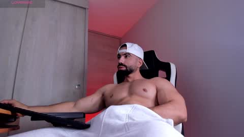 edrick online show from December 15, 12:07 am