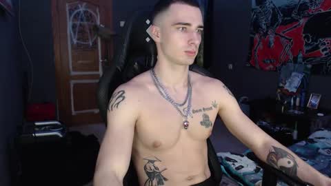 Eduar online show from November 28, 12:51 pm