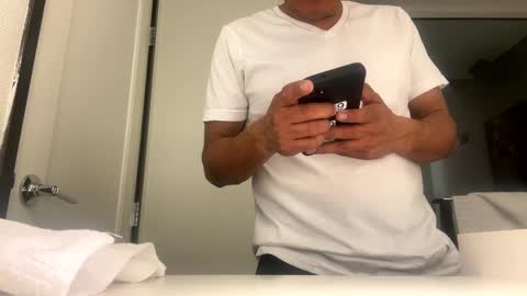 eduardo0084 online show from February 16, 5:37 am