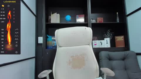 Edward Ross online show from December 3, 8:28 pm