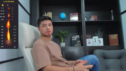 Edward Ross online show from December 2, 8:20 pm