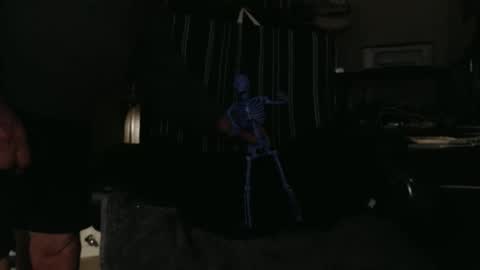 eeyoreeeyore online show from October 30, 4:58 am