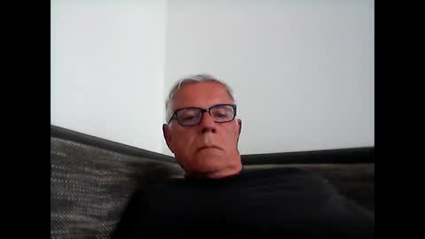 eisbaer1957 online show from May 1, 1:25 pm