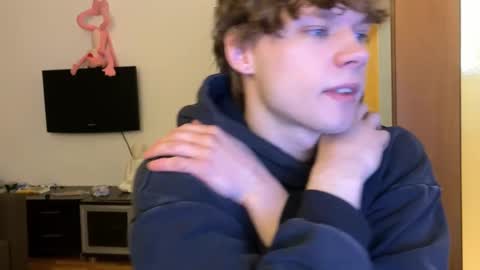 Eitan online show from March 6, 4:07 pm