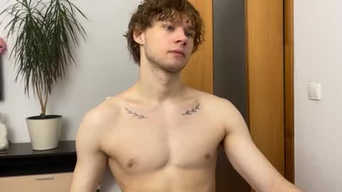 Eitan online show from January 20, 9:24 am