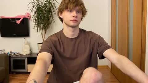 Eitan online show from January 19, 4:57 pm