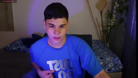 Eithan online show from April 16, 8:31 pm