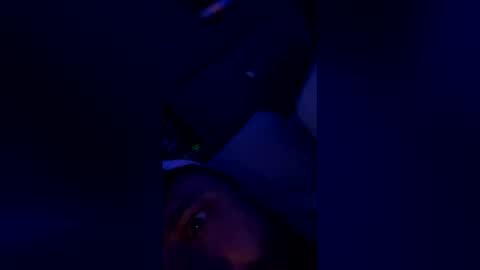 EdwardJKittyTingler online show from July 4, 1:58 pm