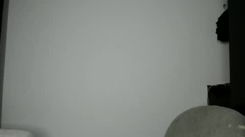 elandor online show from April 9, 9:37 am