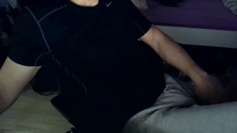 elc_2 online show from February 21, 8:10 pm