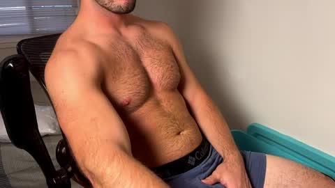 electricenzobolt online show from April 10, 9:33 pm