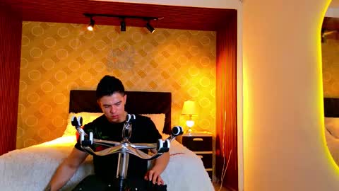 Elian online show from February 17, 1:04 am