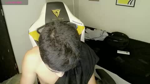 Snapshot of elii_797 chatting on October 3, 5:18 pm bby-santy online show from October 3, 5:18 pm