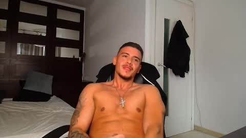 ElijahThorne online show from February 26, 11:00 am