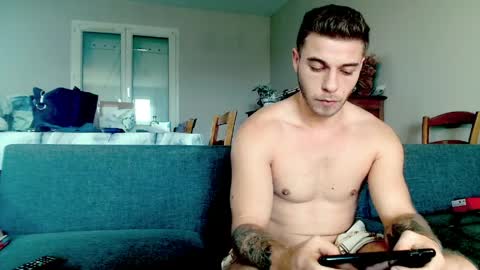 elkafit28 online show from April 1, 1:41 pm