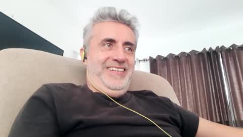 fer online show from January 10, 6:28 pm