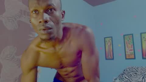 elmiltonnjakee online show from February 3, 6:22 am