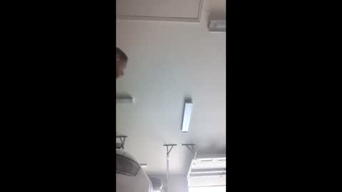 elyeyo216 online show from December 18, 6:15 pm