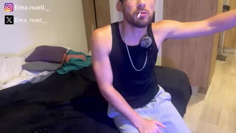 emanuell___ online show from April 18, 1:40 am