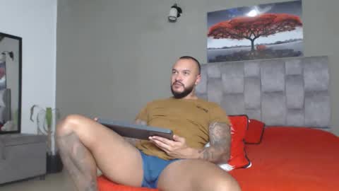 emanuelspencer online show from December 18, 5:25 am