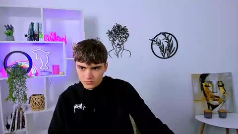 emil_lucky online show from February 7, 10:22 am