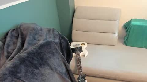 emilbuchmueller online show from September 17, 9:54 am