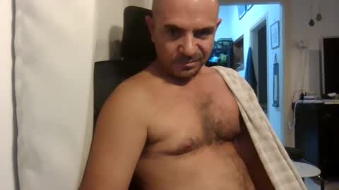 Ariel online show from October 30, 7:37 pm