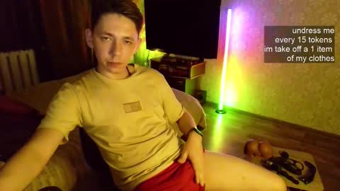 emveeboy96 online show from November 29, 9:50 pm