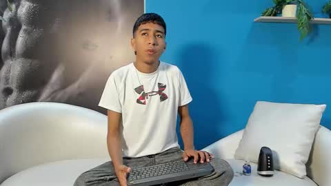 Ender online show from January 19, 2:08 pm