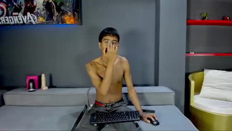 Ender online show from July 2, 8:59 pm