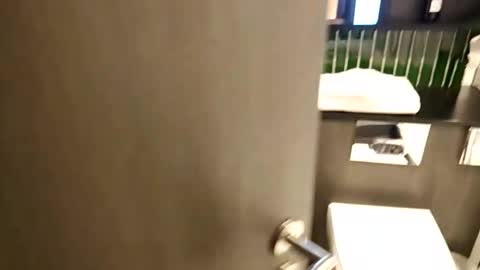 uk online show from October 21, 7:22 am