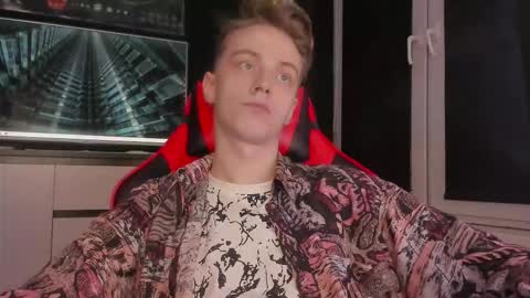 Enker online show from October 24, 2:02 am