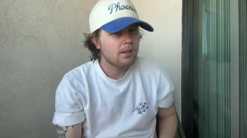 Snapshot of entreporneur chatting on October 20, 3:49 pm FOLLOW JOIN MY CULT online show from October 20, 3:49 pm