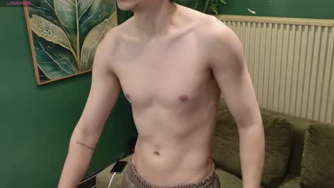 enzo_steel online show from April 19, 11:18 pm