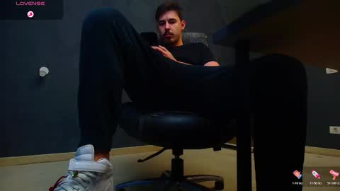 EnzoRace online show from November 5, 6:15 am