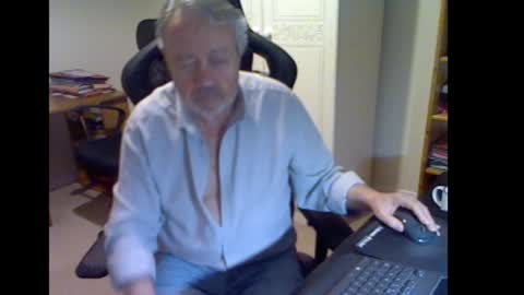 erasmus_d online show from March 26, 6:56 pm