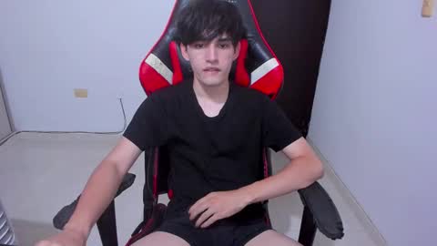 eren_tatakae online show from March 29, 3:39 am