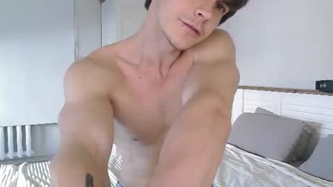 Eric Crush online show from June 10, 4:14 am