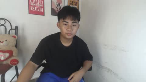 erick_cummer30 online show from April 19, 2:44 am